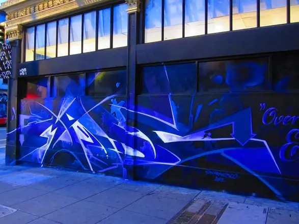 Graffiti from around the world, Gallery Cinq (19 of 84)