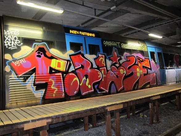 Graffiti from around the world, Gallery Uno (17 of 215)